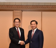 Vietnam, Japan continue to expand comprehensive strategic relations