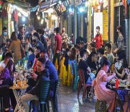 Food safety to protect Hanoi street food brand