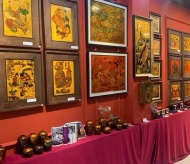 Lacquer painting exhibition now underway in Hanoi