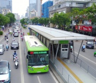 Bus commuting increasingly preferred by Hanoi residents