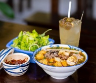 Authentic Hanoi Old Quarter bun rieu: Irresistible charm 