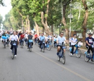 Hanoi’s annual friendship cycling journey attracts over 300 participants