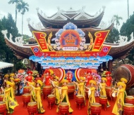 Huong Pagoda Festival opens