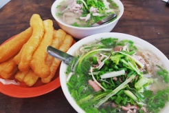 Hanoi's pho bo in top 10 Vietnamese specialties 