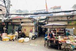 Hanoi's wet markets in decline amid changing consumer behaviors