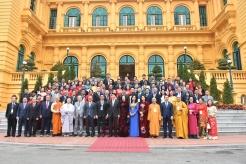 President and spouse join overseas Vietnamese celebrating tradition ahead of Tet