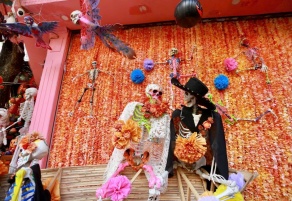 Hanoi's Old Quarter vibrant ahead of Halloween