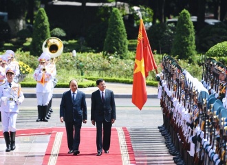 Vietnam, Laos sign series of agreements in Thongloun Sisoulith’s visit