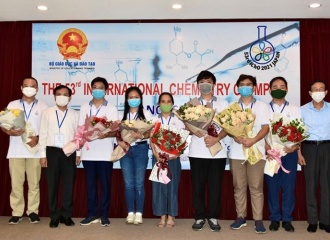 Vietnamese students pocket three gold medals at Int’l Chemistry Olympiad