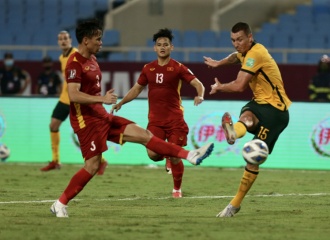 Photo of the Day: Vietnam vs Australia in Hanoi's My Dinh Stadium 