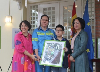 Hanoi student wins first prize of Spanish Embassy’s painting contest 