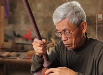 Dao Xa artisan helps preserve folk music