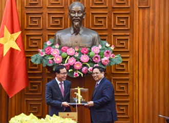 Gov’t committed to supporting Samsung in expanding investment in Vietnam