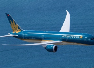 Vietnam Airlines resumes scheduled flights to Europe