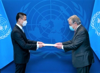 Permanent representative of Vietnam to UN presents credentials