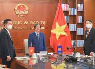 Chairmanship of ASEAN Education turned over to Vietnam