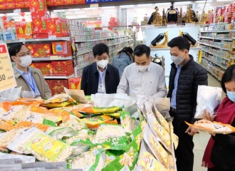 Hanoi tightens food safety inspection post-Covid-19 