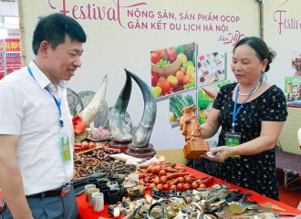 Festival promotes agricultural and OCOP products linked to Hanoi tourism