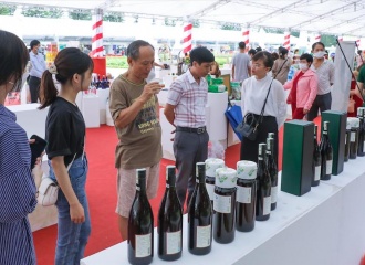 Hanoi honors OCOP products to boost sales in supermarkets 