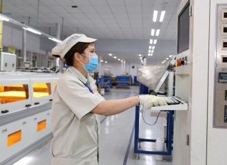 Vietnam’s manufacturing output continues an upward trend in July