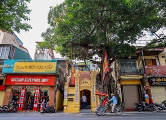 Unique architecture of Co Vu Communal House in Hanoi