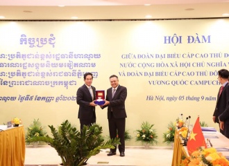 Hanoi pushes for closer ties with Phnom Penh: Mayor