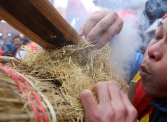 Thi Cam Rice Cooking Contest becomes National Cultural Heritage