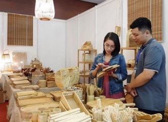 Hanoi Giftshow 2022 promotes handicraft villages