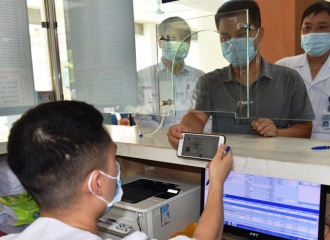  Vietnam strives to cover 92% of population with health insurance by year-end: VSS  