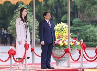 New Zealand Prime Minister arrives in Vietnam, starting four-day visit