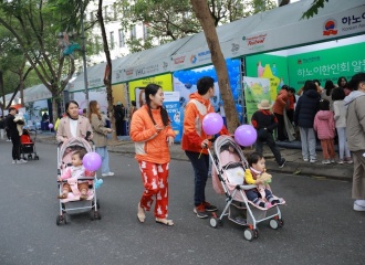 Friendship Street Vietnam - Korea Festival 2022 attracts Hanoi's visitors