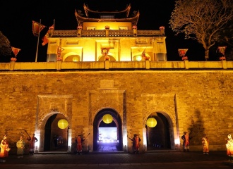 Hanoi: Night tour to Thang Long Imperial Citadel for foreign traveler launched