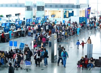 Surge in travel demand in Vietnam's airports ahead of Tet