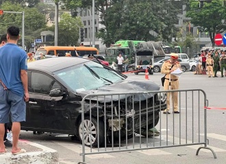 Car accident causes 22 injuries on Vo Chi Cong Street