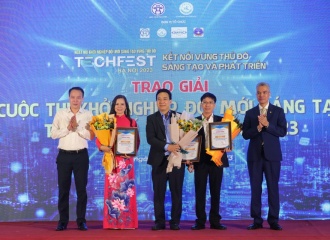 Cooling RARE paint wins first place at the Techfest Hanoi 2023