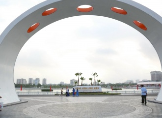 Hanoi's Long Bien Park inauguration marks historic anniversary