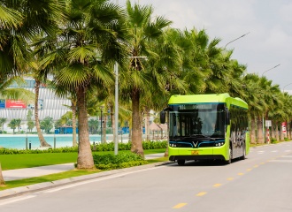 Hanoi to launch nine more electric bus lines 