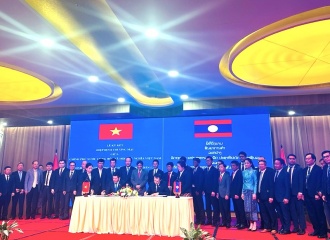 New Vietnam-Laos trade agreement signed