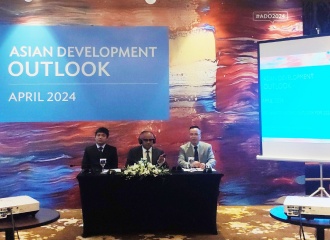 Vietnam’s economy expected to grow at solid pace in 2024-2025: ADB