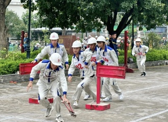 Hanoi's narrow alleyways make firefighting and rescue challenging 