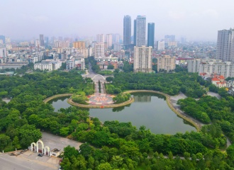 Greening Hanoi through green space management