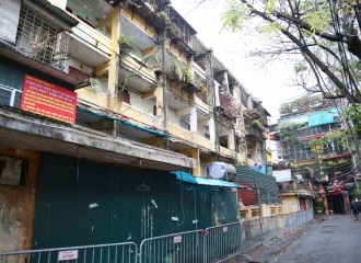 New Housing Law to lift legal barriers to renovating old apartments in Hanoi