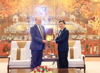 London ready to support Hanoi in its urban development efforts