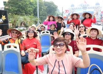 Double-decker bus tour to explore Hanoi's historical landmarks