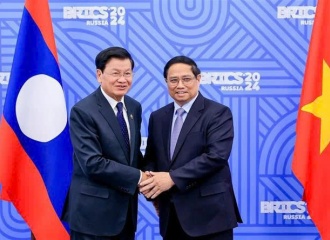 Vietnam pledges to help Laos address challenges: Prime Minister