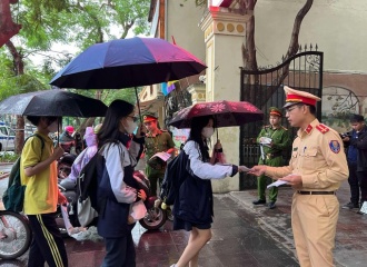 Hanoi raises road safety awareness among students