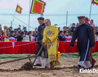 Reenactment of sacred plowing ritual