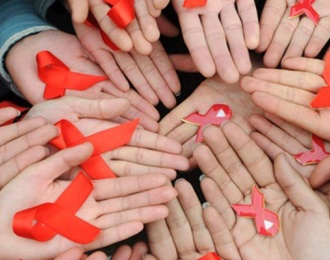 Hanoi steps up HIV/AIDS prevention and treatment efforts