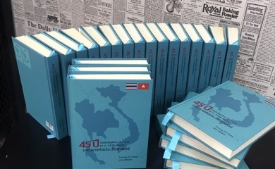 Book on 45 years of diplomatic relationship between Vietnam and Thailand published