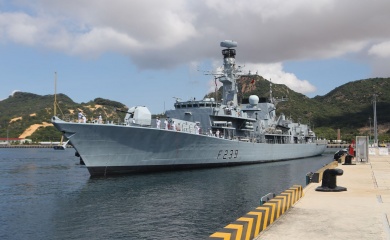 UK Royal navy ship HMS Richmond visits Viet Nam